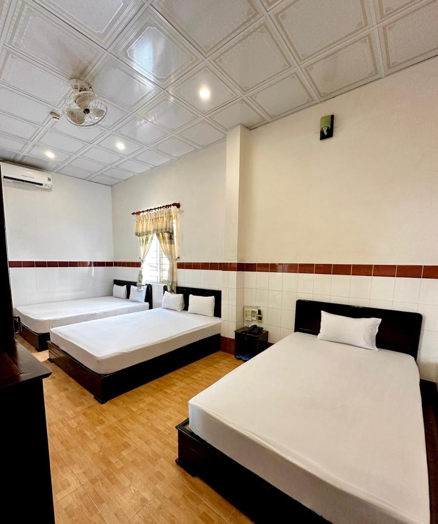 Khach San Nam Do 2 Hotel Can Tho Bagian luar foto