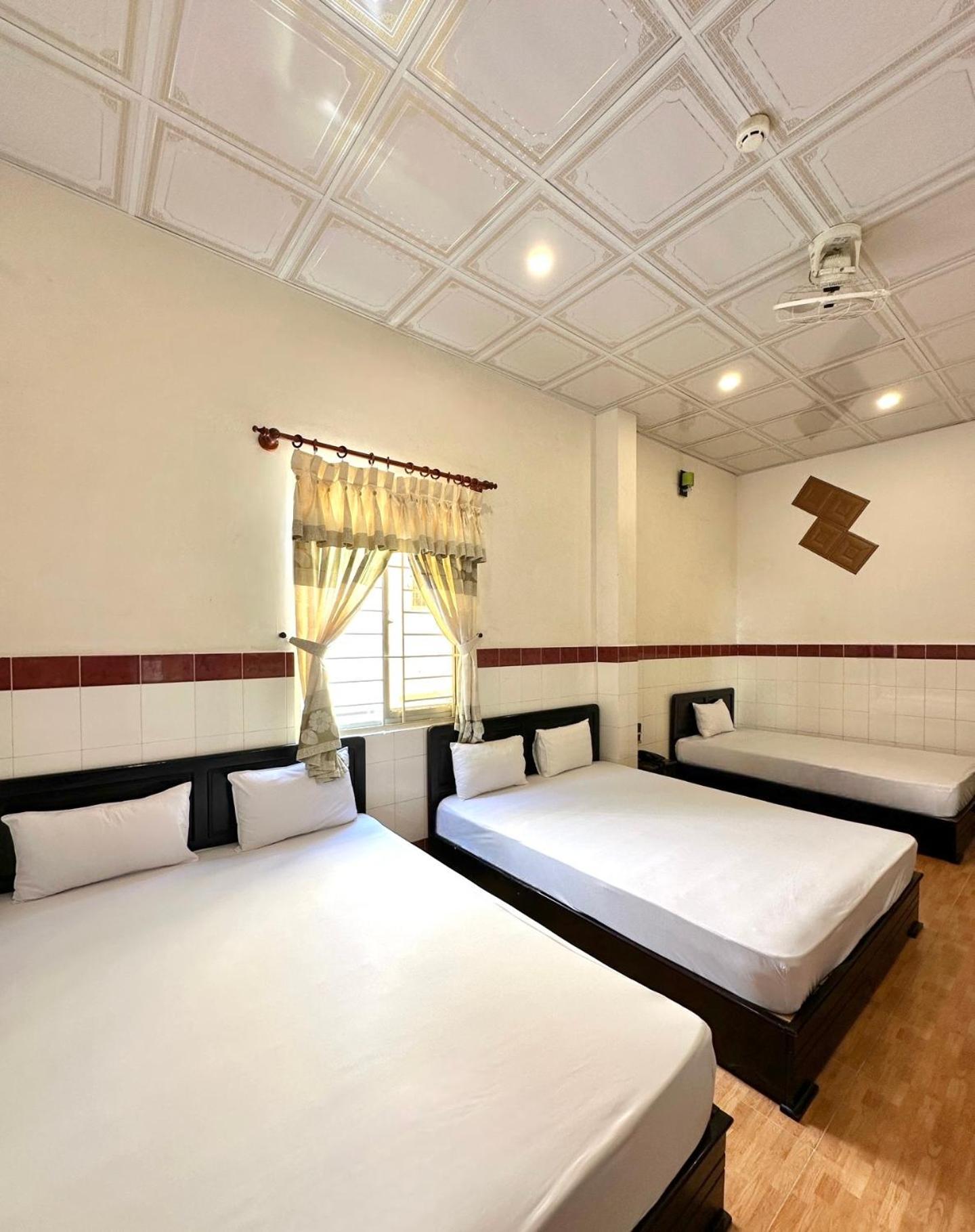 Khach San Nam Do 2 Hotel Can Tho Bagian luar foto