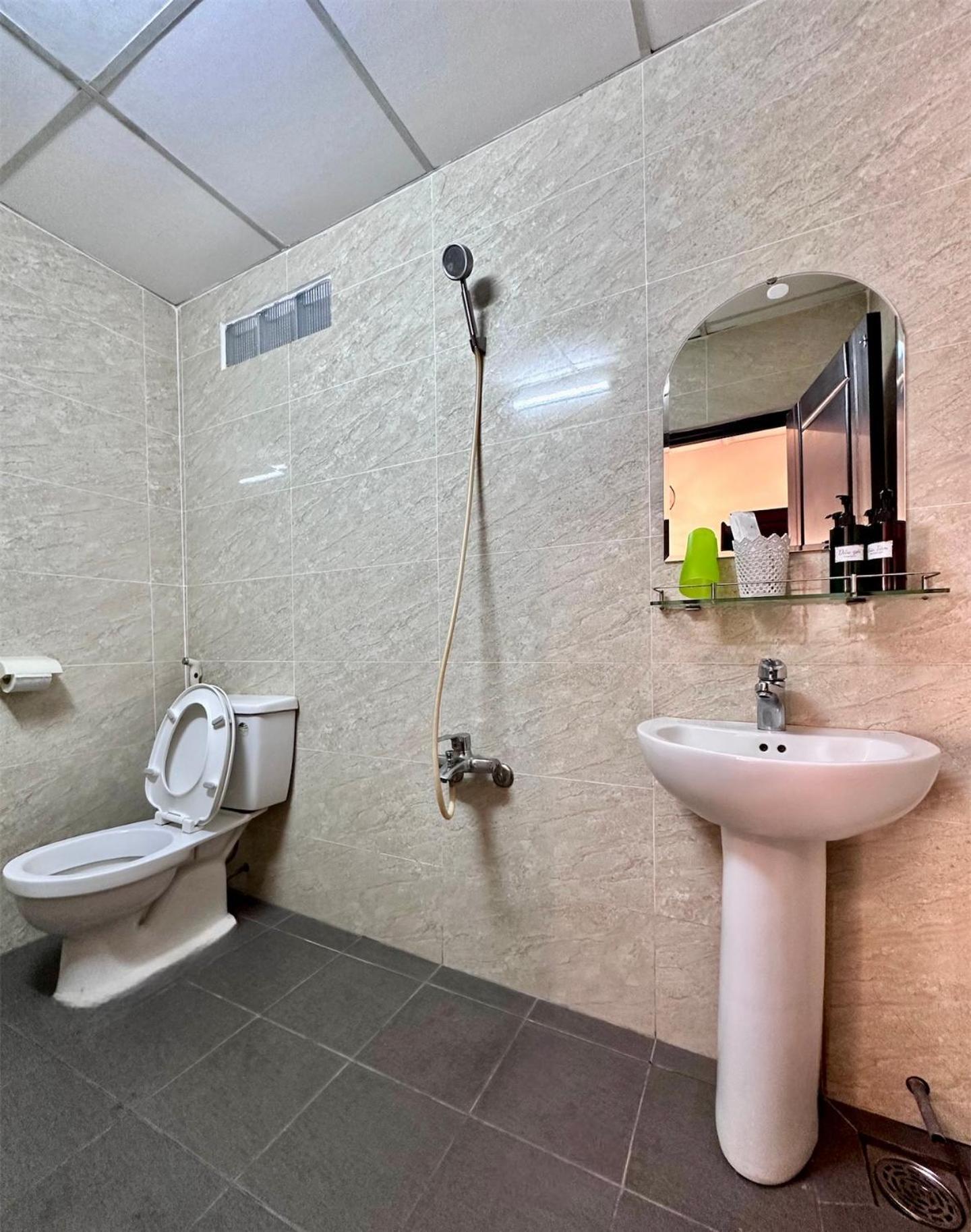 Khach San Nam Do 2 Hotel Can Tho Bagian luar foto